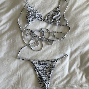 Netta Bikini Toile Size Medium
